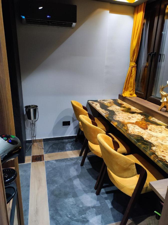 Smart Luxury Penthouse Suites - Private Sauna, Hot-Tub, Home Cinema At The Best Location In Σκόπια Εξωτερικό φωτογραφία