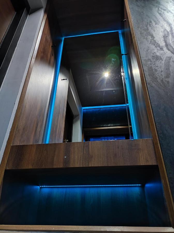 Smart Luxury Penthouse Suites - Private Sauna, Hot-Tub, Home Cinema At The Best Location In Σκόπια Εξωτερικό φωτογραφία