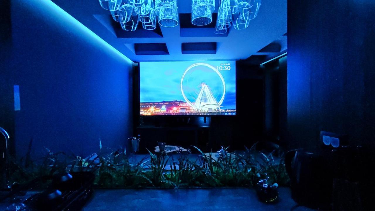 Smart Luxury Penthouse Suites - Private Sauna, Hot-Tub, Home Cinema At The Best Location In Σκόπια Εξωτερικό φωτογραφία